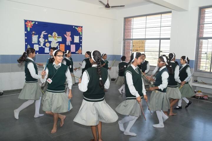 St Aerjay Public School-Dance