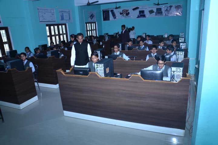 St Dominics Academy-IT Lab