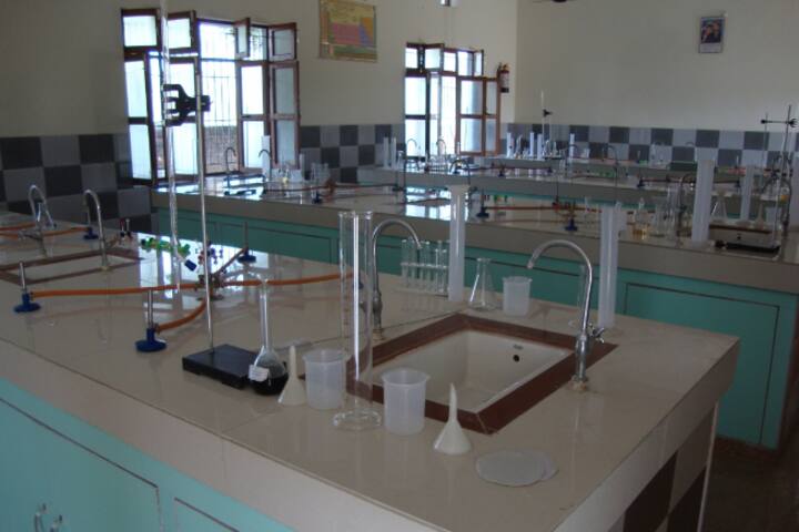 St John Vianney School-Chemistry Lab