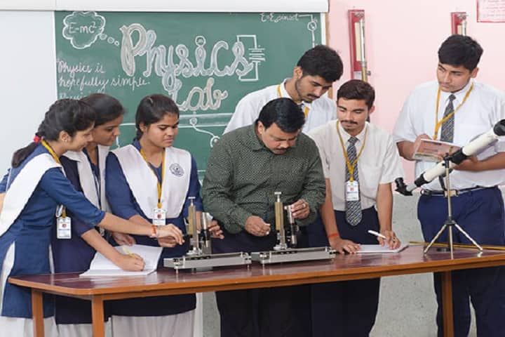 St PatrickS School-Physics Lab