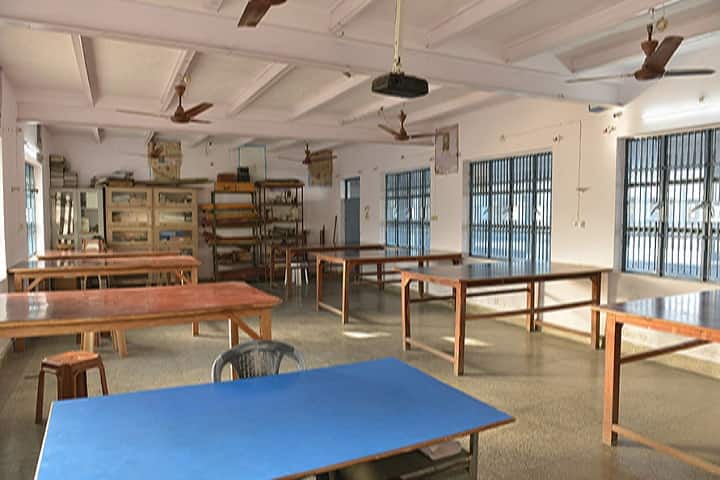 St Pauls Sr Sec School-Physics Lab