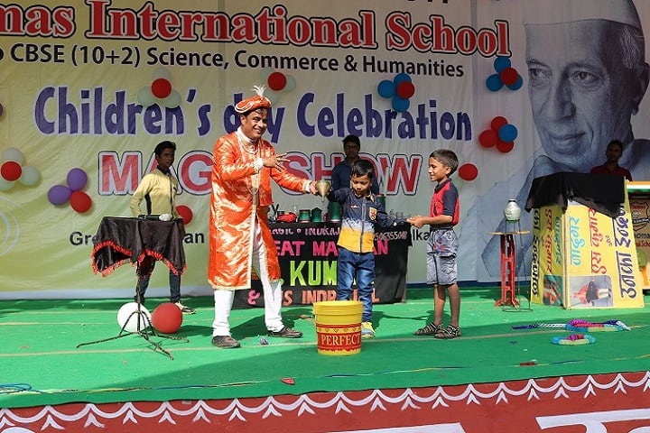 St Thomas International School-Magic Show