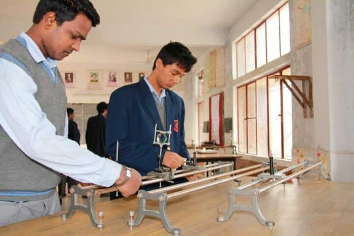 Sunrise Ville School-Physics Lab