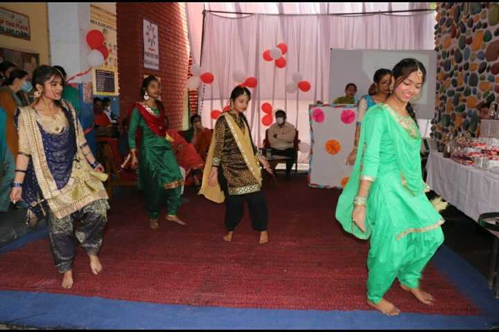 Government Model Senior Secondary School-Dance Performs