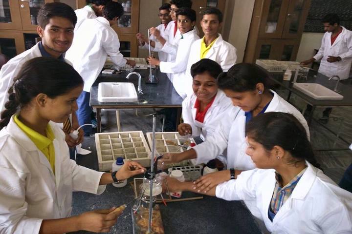 Surevin International School-Laboratory
