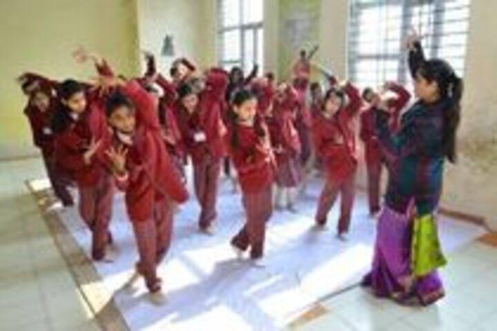 Swarup Foundation Dav Public School-Dance