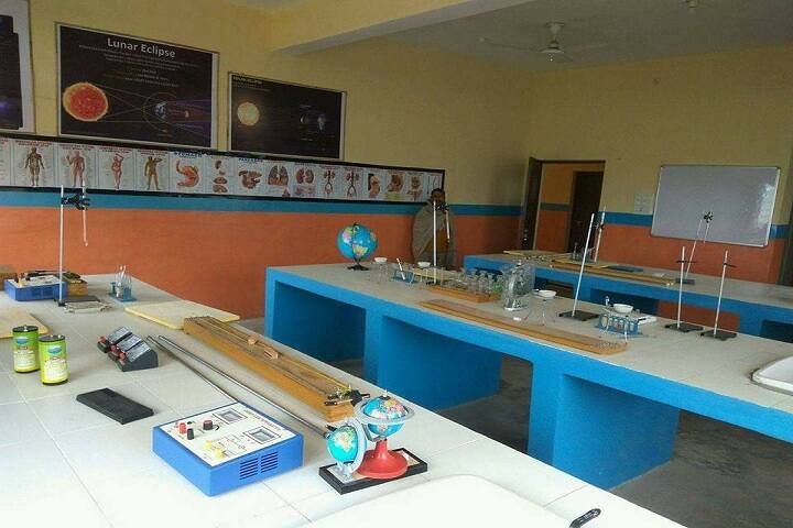 Tapasthali Sainik School-Physics Lab