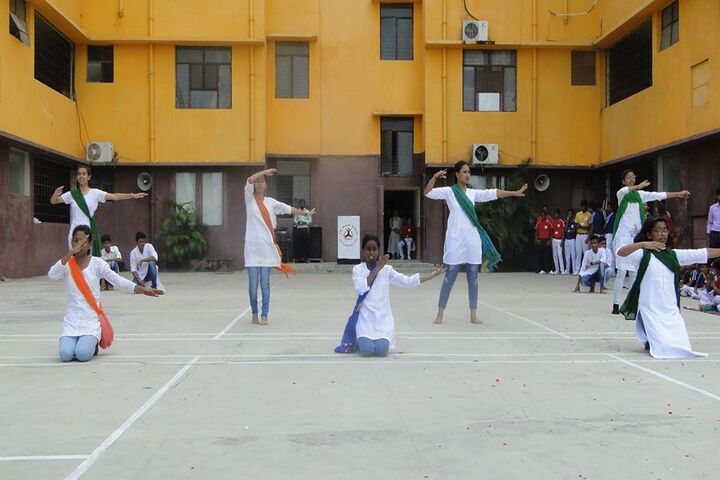 The Avadh School-Dance Activity