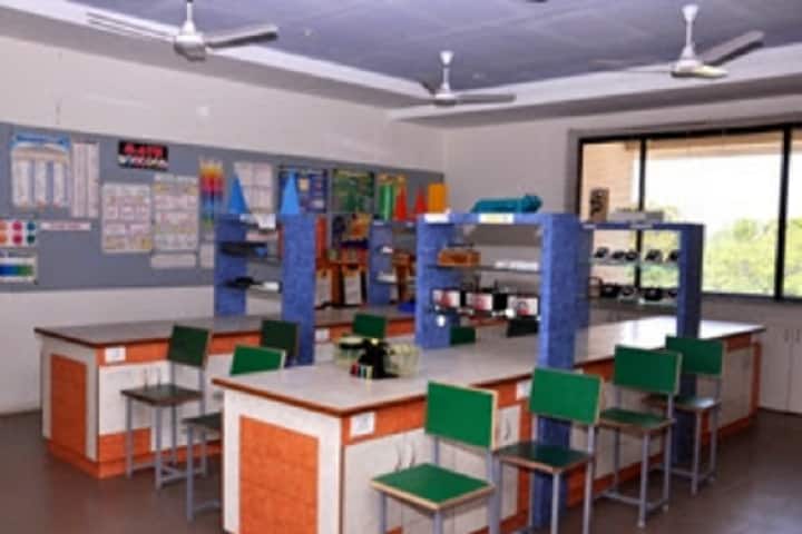 The Divine Mother International School-Science lab