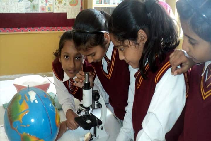 The Jaipuria School-Science lab