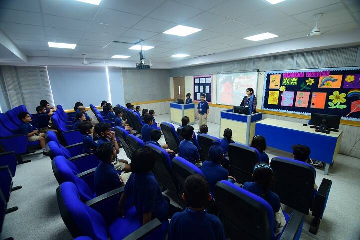The Khaitan School-Language lab