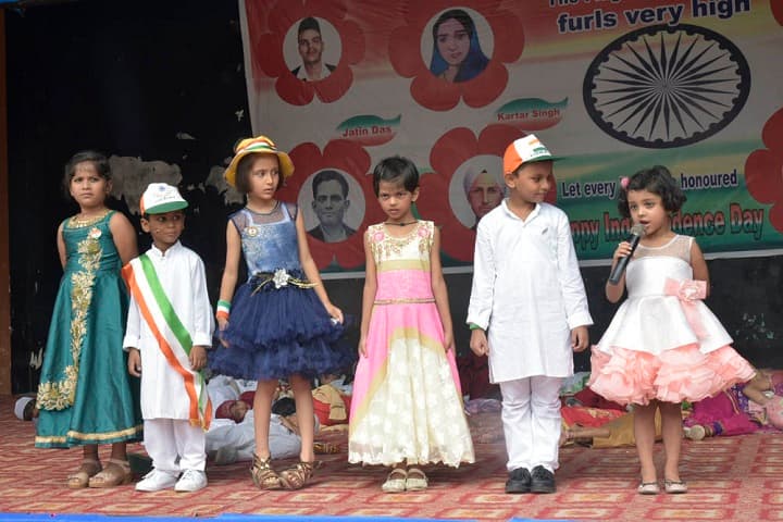 The Pillars Public School-Independence day celebration
