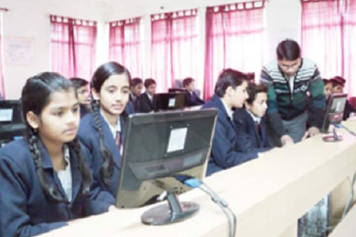 The Renaissance Academy-Computer Lab