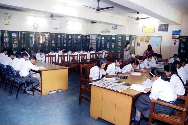 Tulsiram Maheshwari Public School-Library