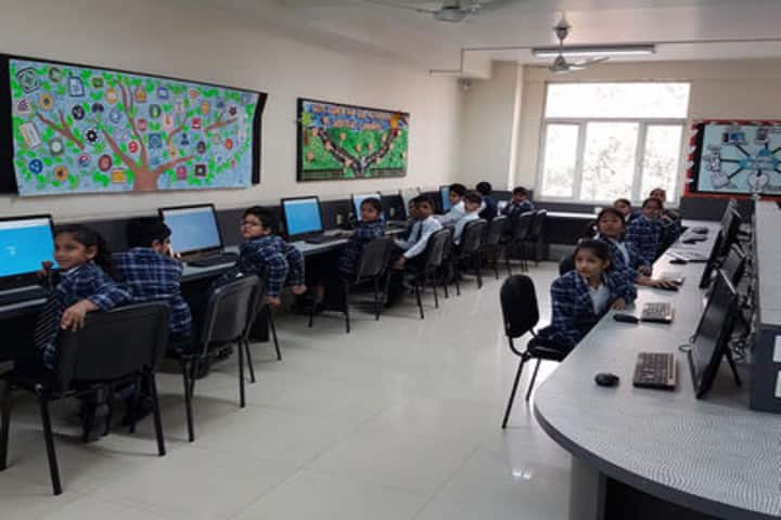 U S International School-Computer lab