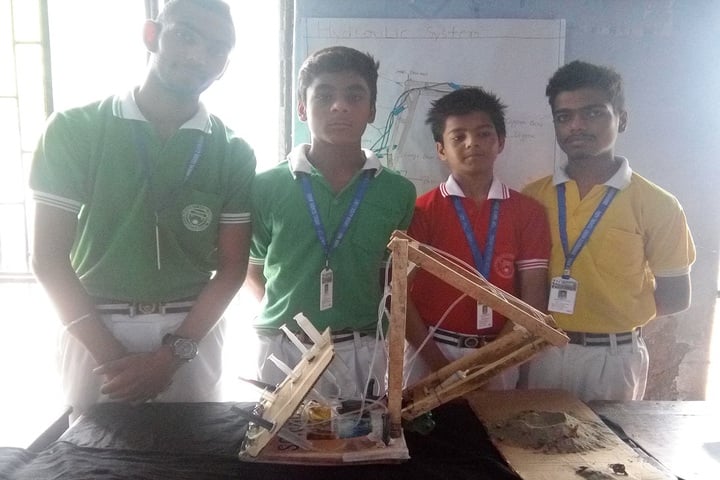 University Model School-Science Exhibition