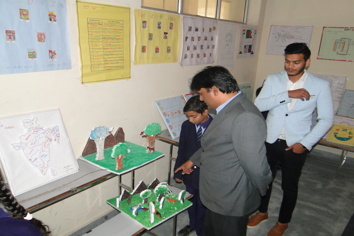 Vidhya International School-School Exhibition