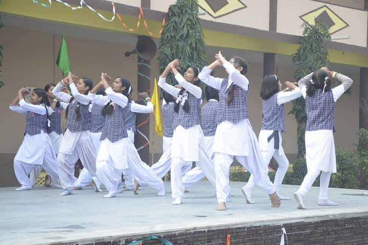 Vijaya Maharani International Academy-Dance