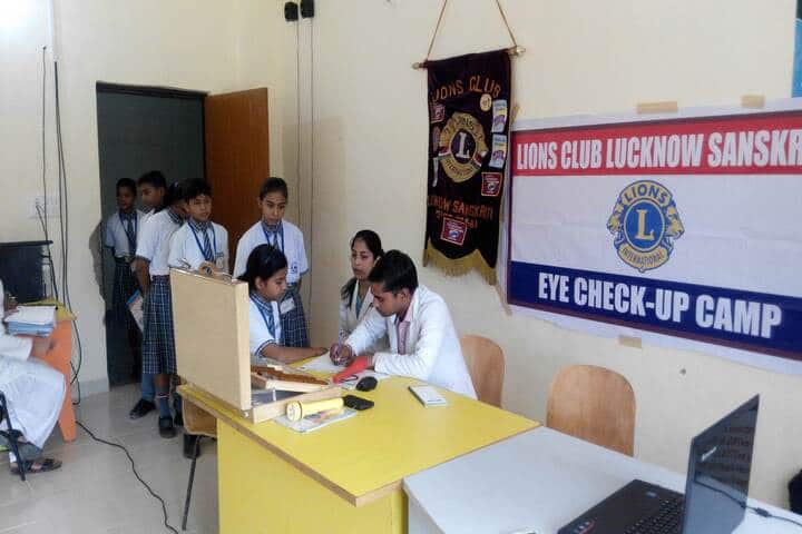 Vivekanand Modern Academy-Eye Check Up Camp
