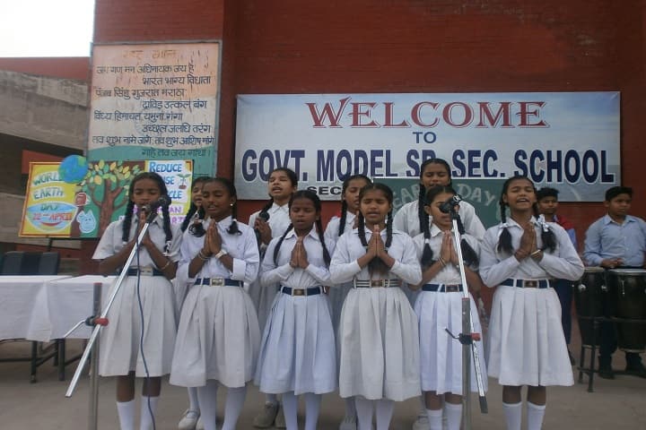 Government Model Senior Secondary School-Earth Day