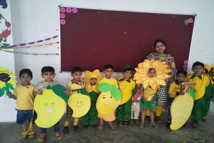Walia Global Academy-yellow day