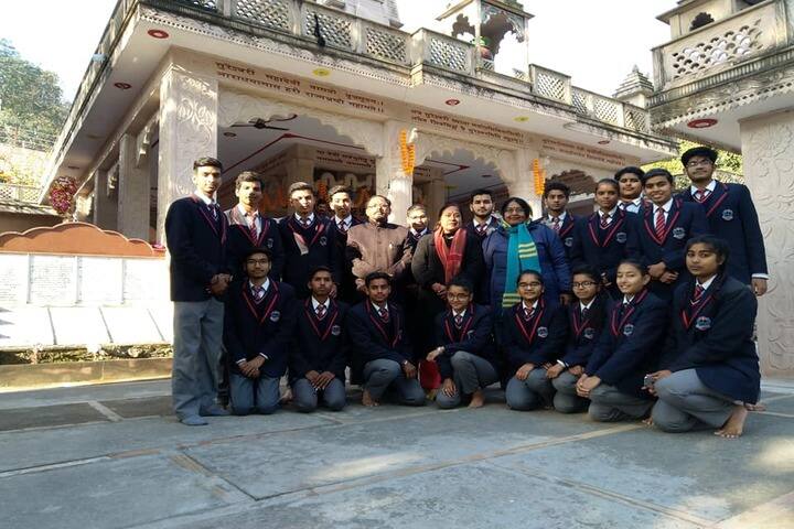Achivers Home Public School-Group Photo