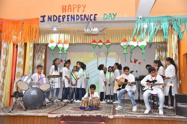 Aurum The Global School-Music Group
