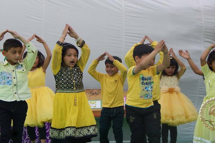 Baluni Public School-Dance Activity