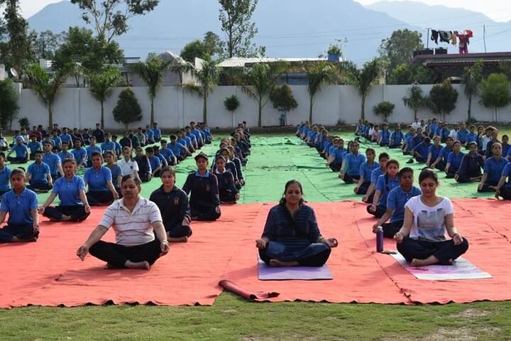 Bright Angels School-Yoga