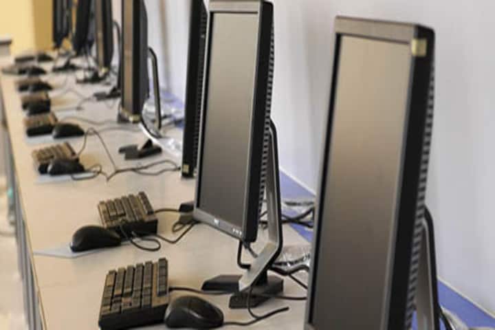 Cambridge Senior Secondary School-Computer Lab