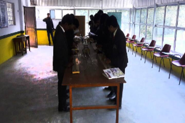 Cambridge Senior Secondary School-Science Lab
