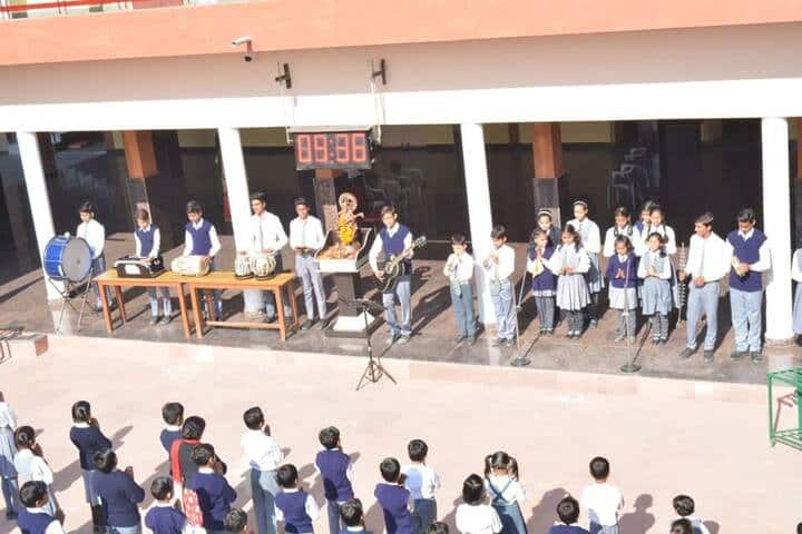 Charat Niketan Vishwa Bharti Public School-Music