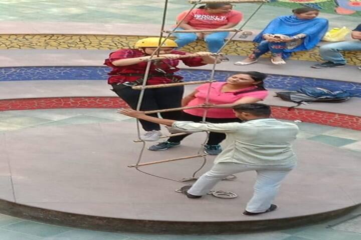 Confluence World School-Adventure Camp