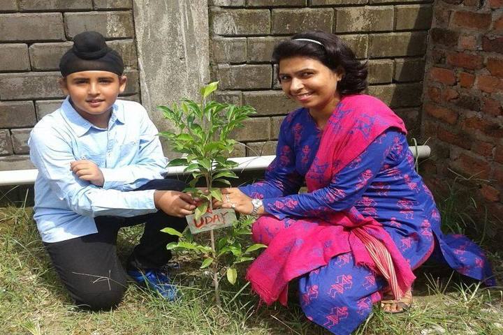Confluence World School-Green Day