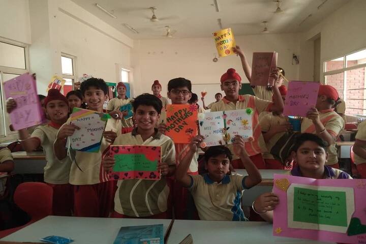 Confluence World School-Mothers Day Celebrations