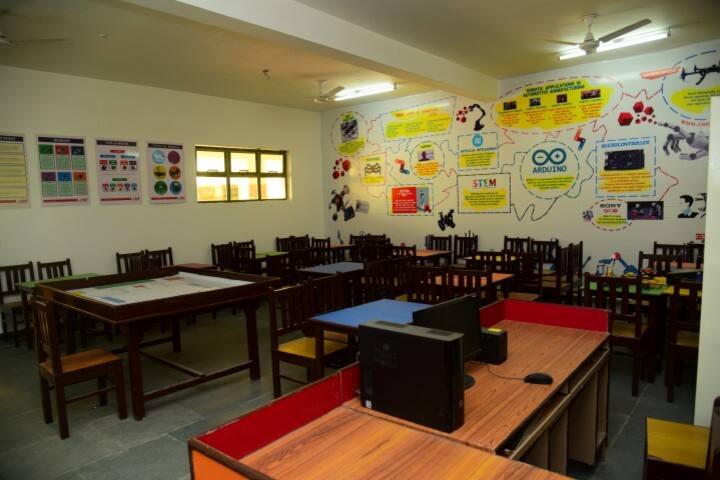 D S B International Public School-Robotics Lab