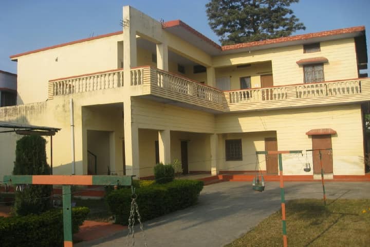 Dawa Rinjue School-Campus View