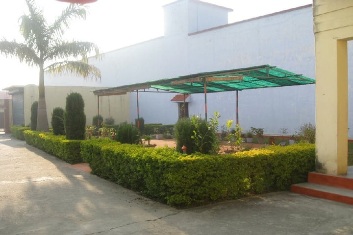Dawa Rinjue School-School Entrance