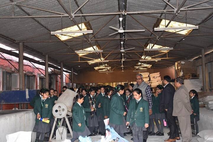 Delhi Public School-Industrial Tour
