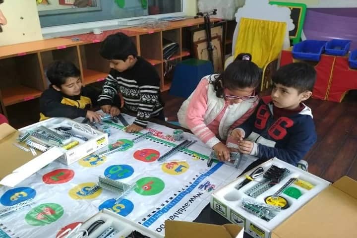 Doon Globel School-Activity Room