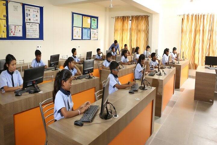 Doon International School Riverside Campus-Computer Lab
