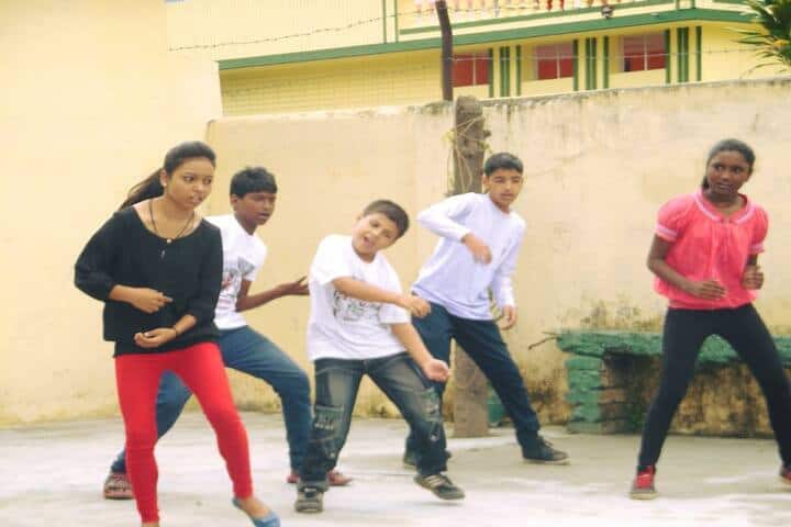 Doon Public School-Dance Activity