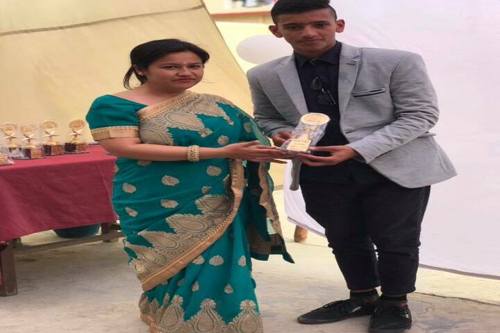 Doon Public School-Prize Distribution