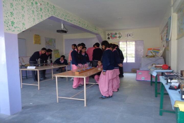 Dr Jacques Vigne National School-Physics Lab