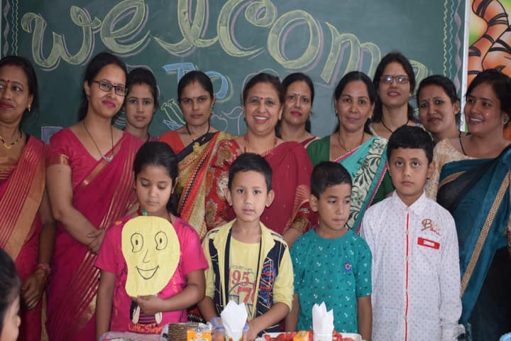 Dynasty Modern Gurukul Academy-Kids Activity