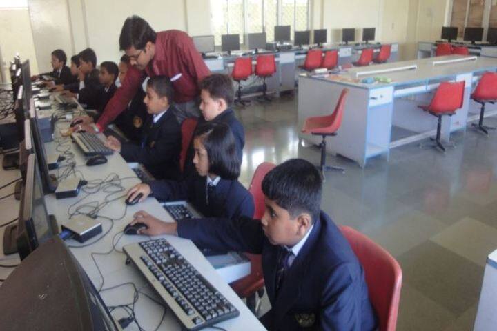 Ghanshyam Das Birla Memorial School-Computer Lab