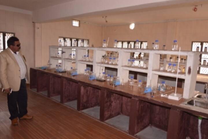 G D J Memorial Public School Chorgaliya-Chemistry Lab