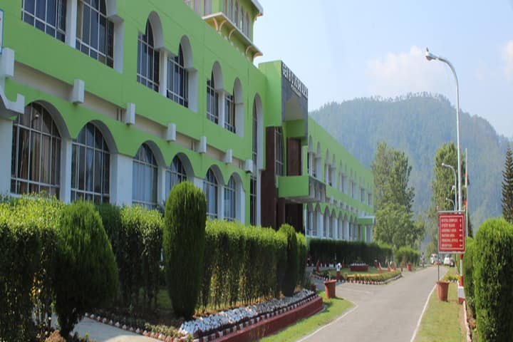 General B C Joshi Army Public School-Campus