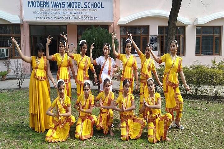 Modern Ways Model School-Dance