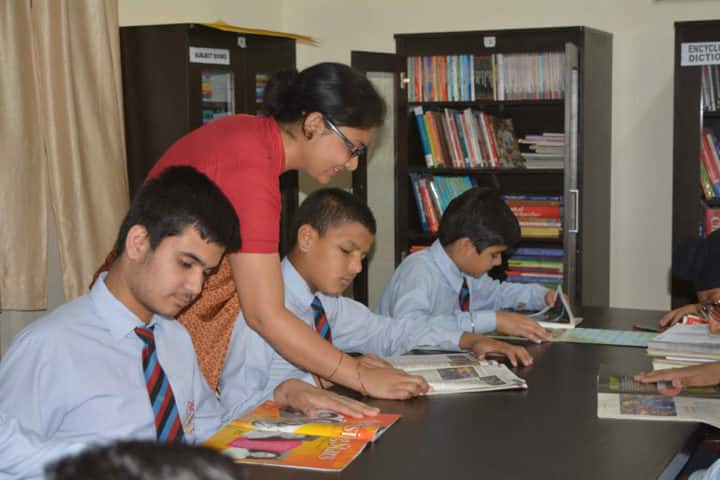 Green Mount Global School-Library